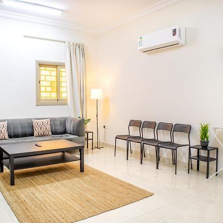 Luxurious Family 3 Bedroom Apartments 10 Mins Drive To Al-Masjid Nabawi - Nozol Noor 1 Medina Esterno foto
