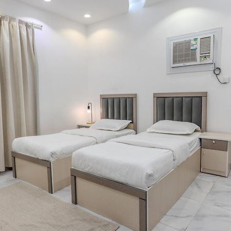 Luxurious Family 3 Bedroom Apartments 10 Mins Drive To Al-Masjid Nabawi - Nozol Noor 1 Medina Esterno foto