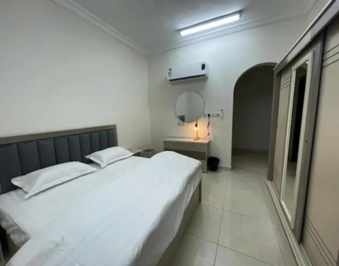 Luxurious Family 3 Bedroom Apartments 10 Mins Drive To Al-Masjid Nabawi - Nozol Noor 1 Medina Esterno foto