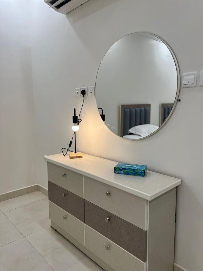 Luxurious Family 3 Bedroom Apartments 10 Mins Drive To Al-Masjid Nabawi - Nozol Noor 1 Medina Esterno foto