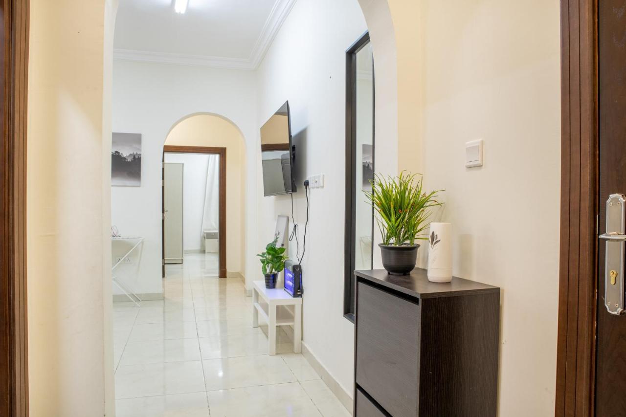 Luxurious Family 3 Bedroom Apartments 10 Mins Drive To Al-Masjid Nabawi - Nozol Noor 1 Medina Esterno foto