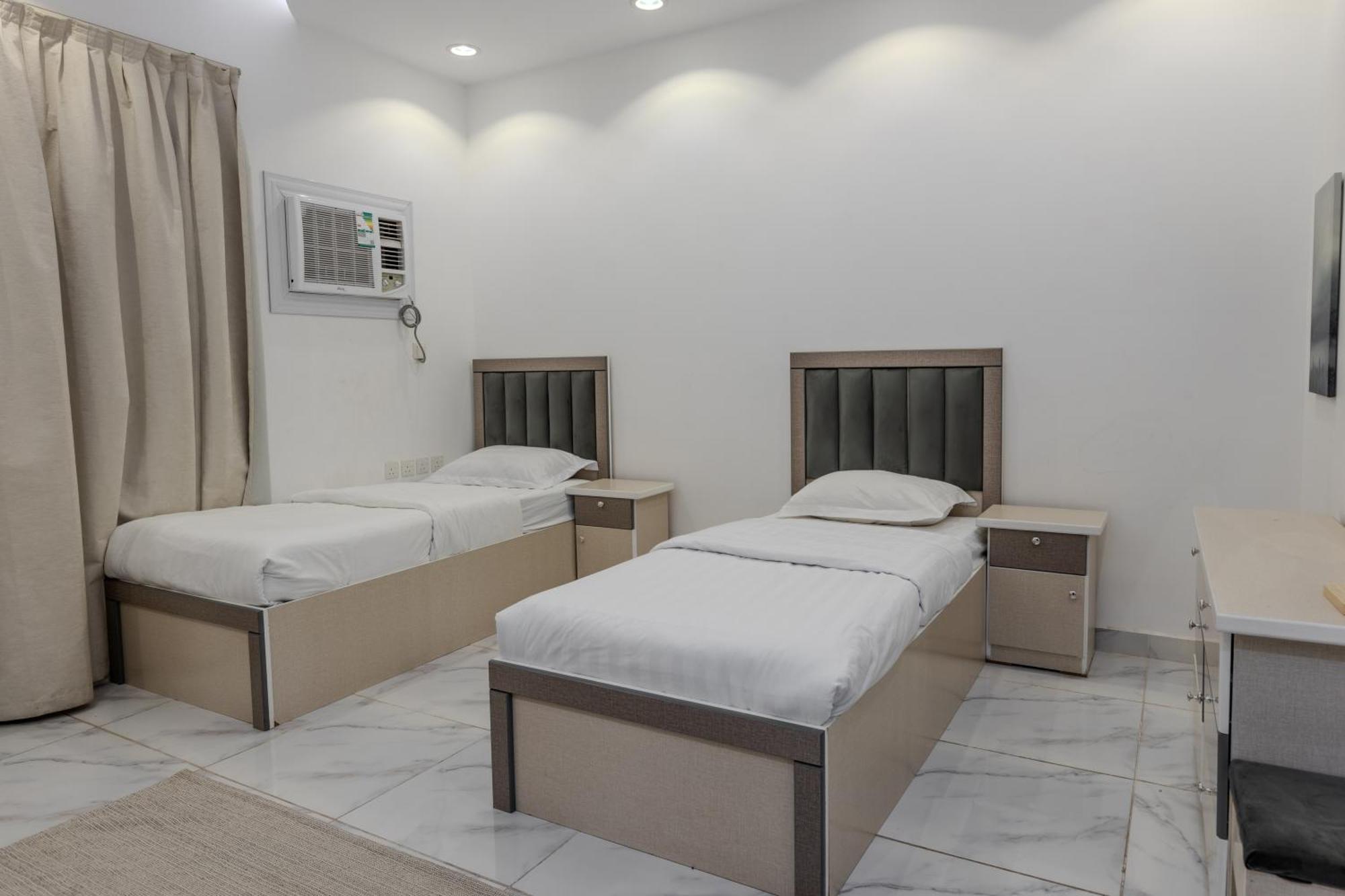 Luxurious Family 3 Bedroom Apartments 10 Mins Drive To Al-Masjid Nabawi - Nozol Noor 1 Medina Esterno foto